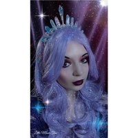 Model wearing Unicorn Queen crown.