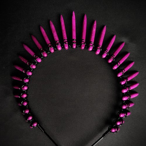 PUNK PRINCESS Howlite Crystal Crown