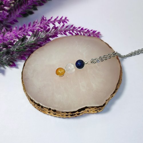 Friendship pendant with lapis lazuli, rose quartz and carnelian beads.