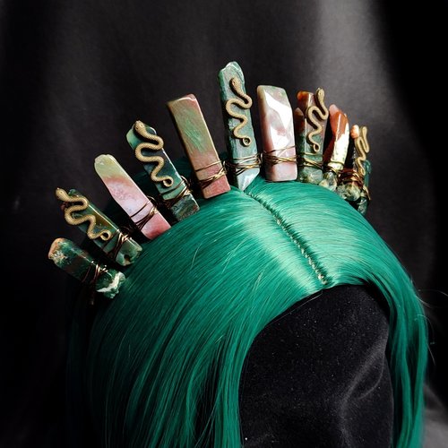 MEDUSA Indian Agate Crystal Crown