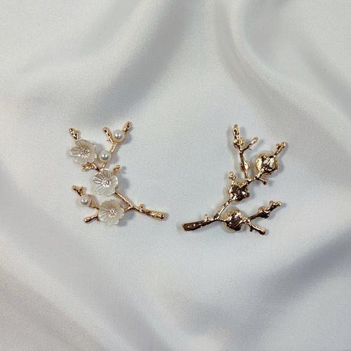 Gold Branches with Flowers