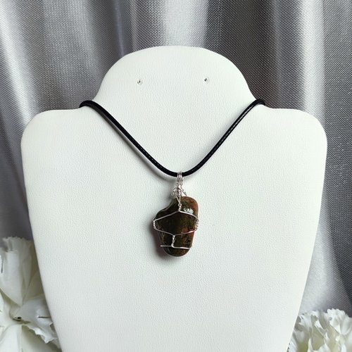 Unakite Wire Wrapped Pendant in Silver