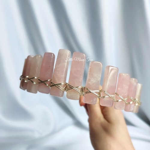 Rose quartz headband with silver plated wire.