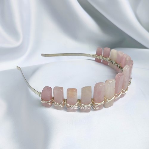 Rose quartz headband with silver plated wire.