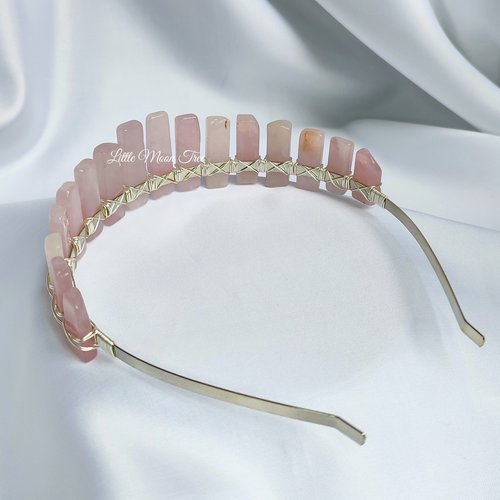 Rose quartz headband with silver plated wire.