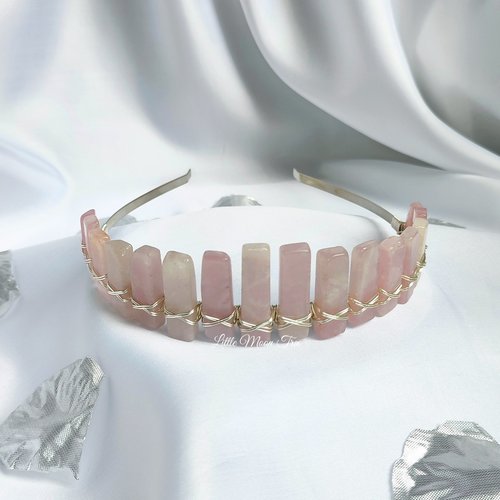 Rose quartz headband with silver plated wire.