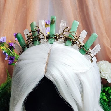 Nymph Crystal crown with green aventurine, clear quartz, bronze branches, faux pearls and labradorite cabochon.