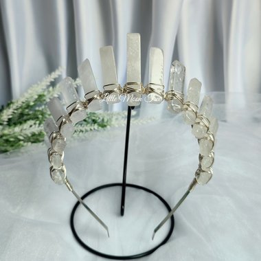 Quartz queen crown with clear quartz and silver headband.